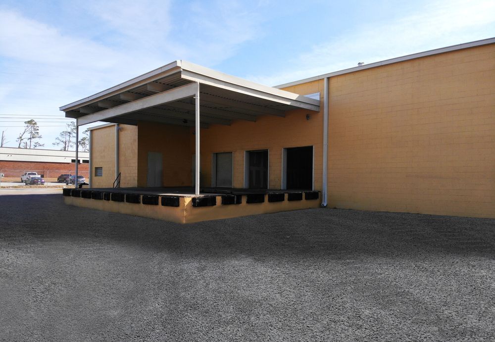 Light Industrial / Large Storage Units Located @ Panama Plaza : 1616 Lisenby Ave, Panama City, FL 32405